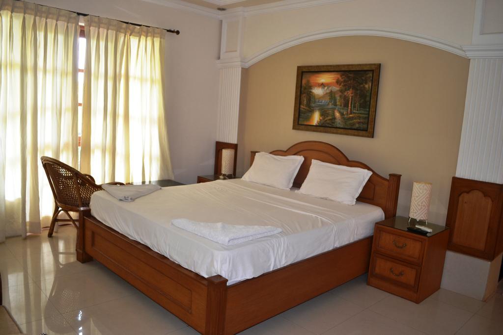 Rising Waves Holiday Homes Candolim